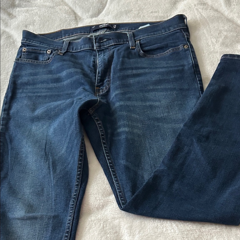 Hollister Men's Dark Blue Slim Jeans